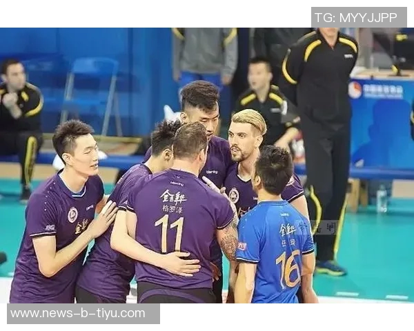 莱奥表现低迷背后的原因分析：缺乏严厉教练的指导与挑战