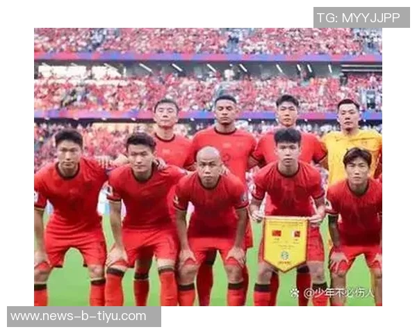 广东队追平中国香港陈伟禁区内巧妙过人后射门得分 广东队追平中国香港陈伟禁区内巧妙过人后射门得分