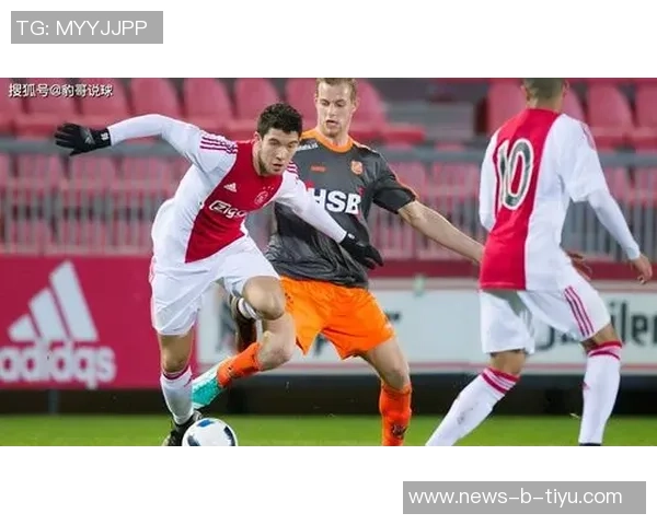 阿贾克斯青年队球员女友圣诞节前遭遇车祸不幸去世两人原计划购房梦想破灭 阿贾克斯青年队球员女友圣诞节前遭遇车祸不幸去世两人原计划购房梦想破灭