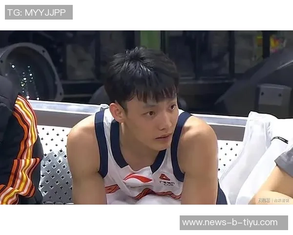 奎因在家乡砍下三双展现实力期待成为球迷心中难忘的经典之战 奎因在家乡砍下三双展现实力期待成为球迷心中难忘的经典之战